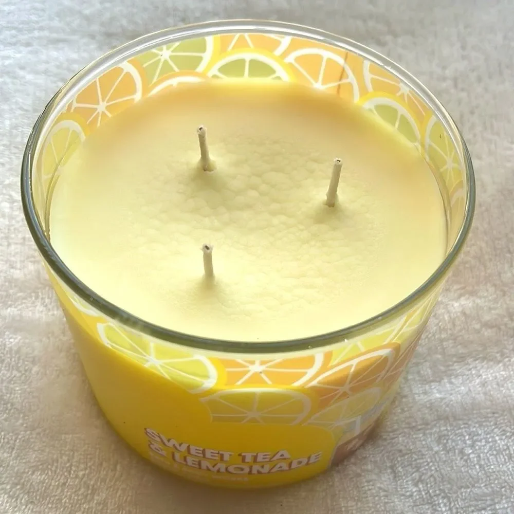 Bath & Body Works Sweet Tea & Lemonade Candle